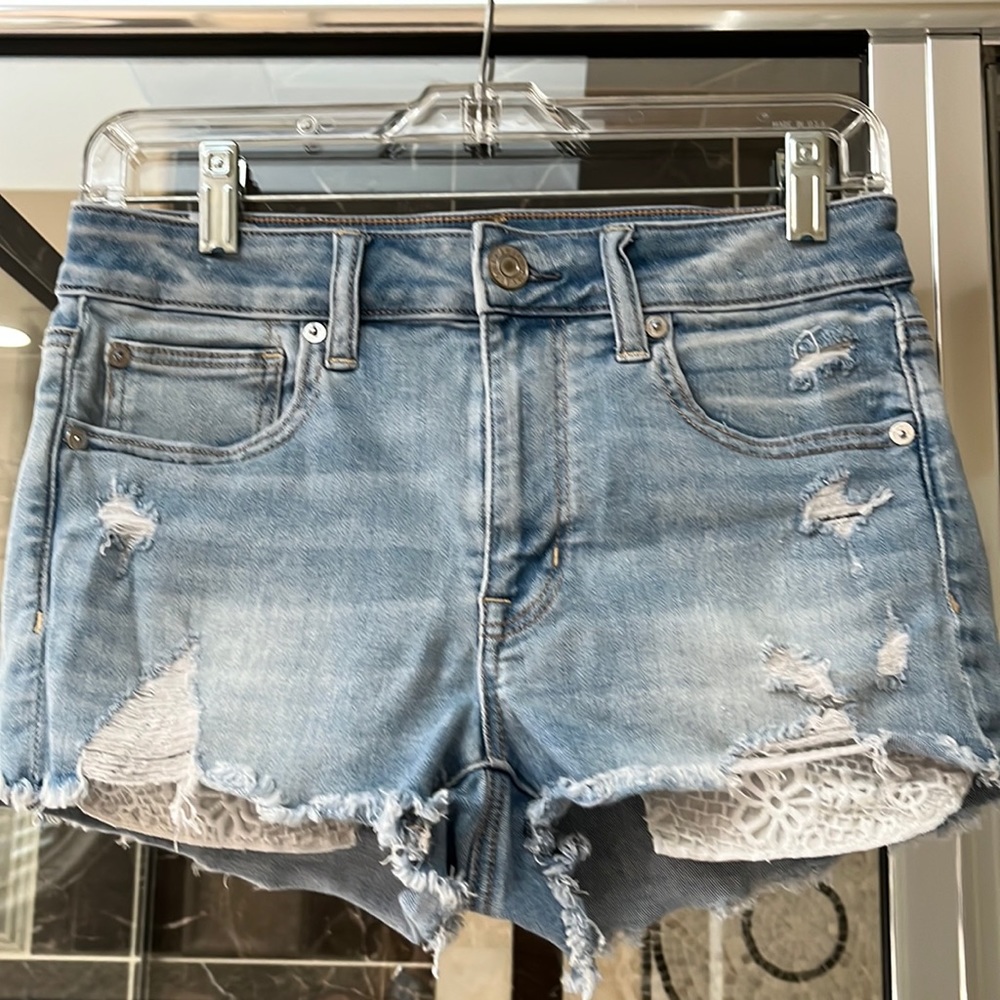 American Eagle jeans shorts, size 6, good condition.
